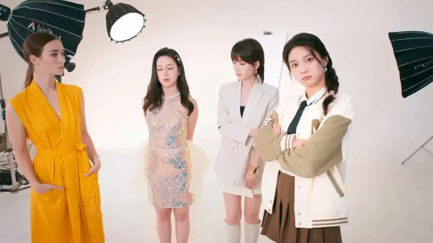 图片[3]-怦然心动的她们游戏下载PC中文版怦然心动的她们(v0.1.9版)-单机屋-GTA5MOD下载站-好玩的单机游戏网